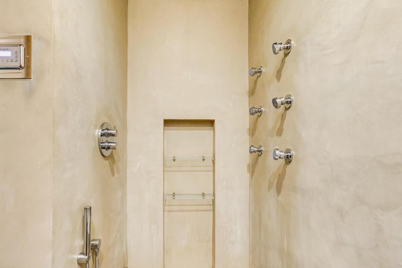 Via Condotti Private Suite Рим Экстерьер фото