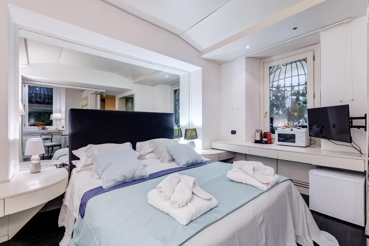 Via Condotti Private Suite Рим Экстерьер фото